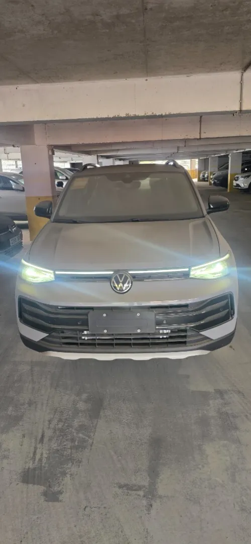 Volkswagen Tahru 2026 Xr 300tsi