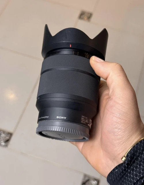 Objectif 28 70 f3.5 oss sony apsc