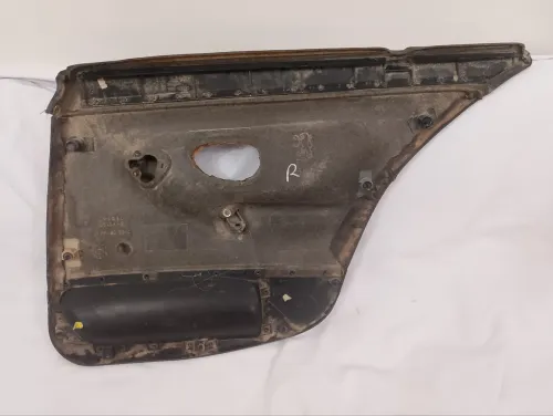garnitures de porte arrière Peugeot 406