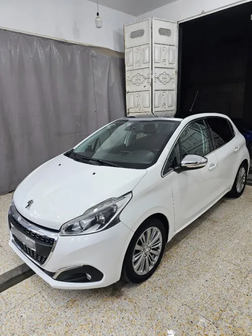 Peugeot 208 2018 