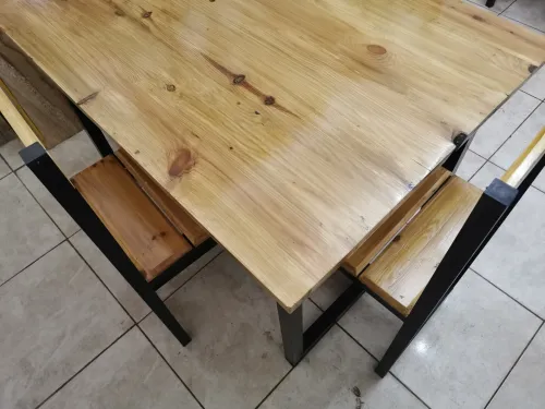 Table a manger 4 chaises