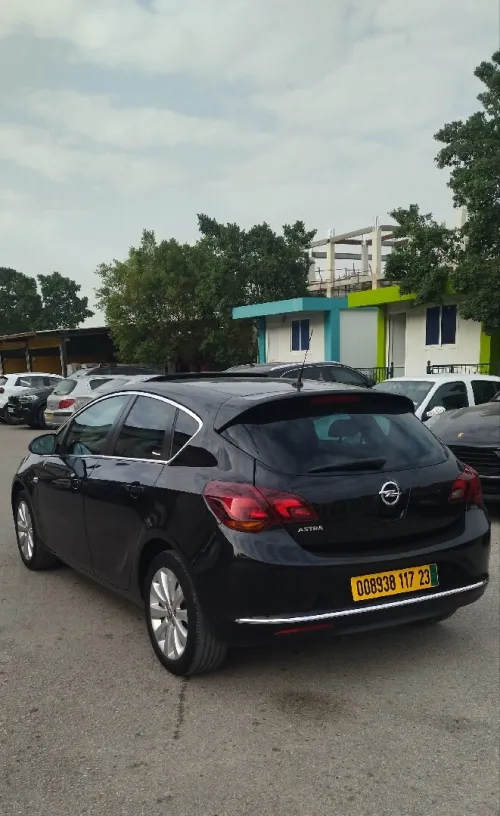 Opel Astra 2017 COSMO