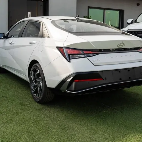 Hyundai Elantra 2025 