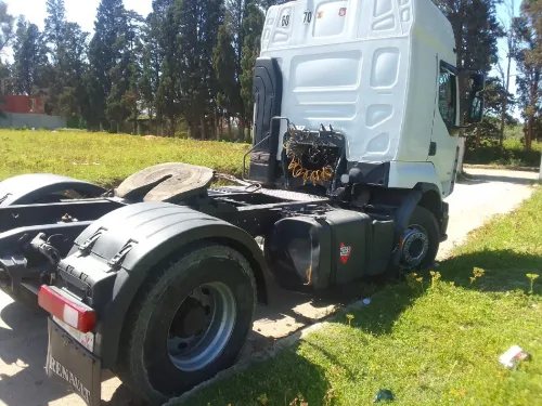 Renault Premium 2008