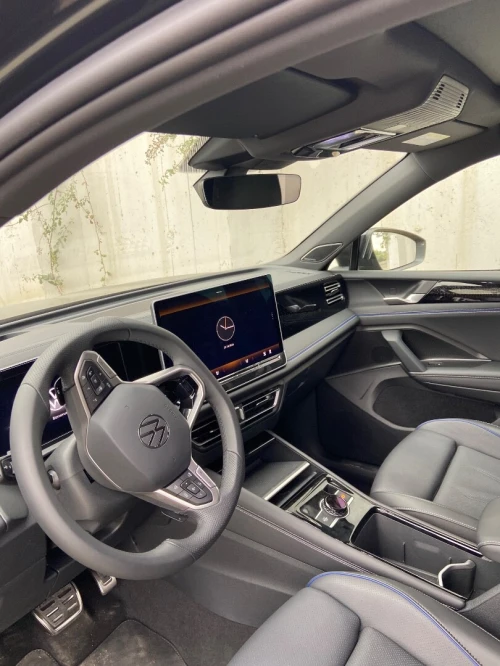 Volkswagen Tiguan 2025 R-LINE