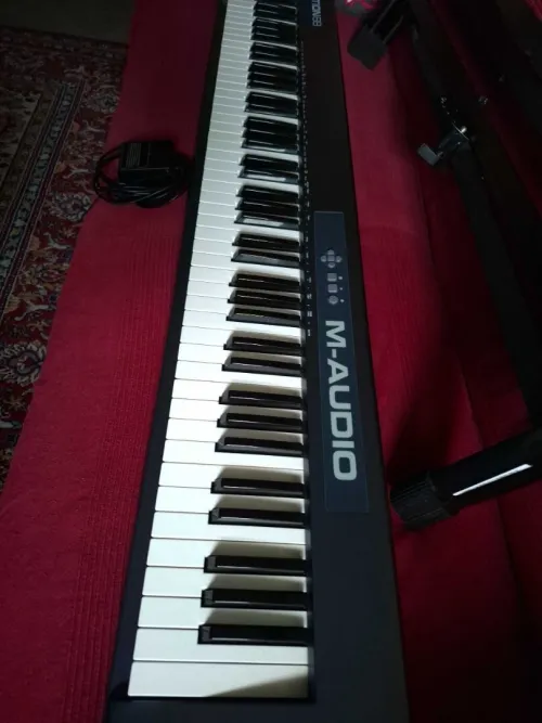 M-Audio - MIDI Controller
