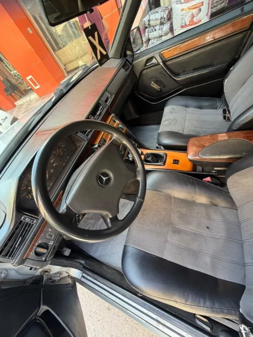 Mercedes C250 1993 Toute option