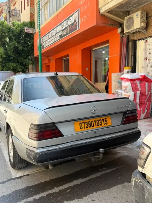 Mercedes C250 1993 Toute option