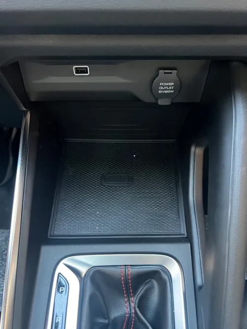 Geely Livan 2026 X3 pro boîte août full option