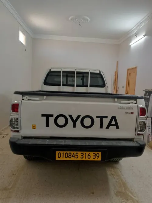 Toyota Hilux 2016 LEGEND DC 4x4