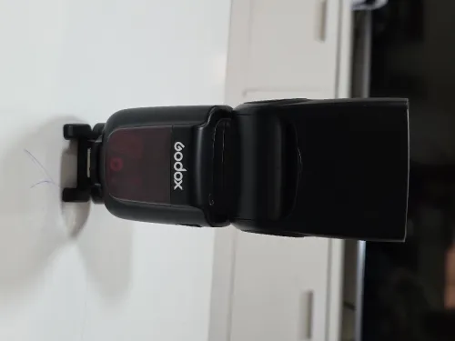 Flash cobra Godox V860 Mark II
