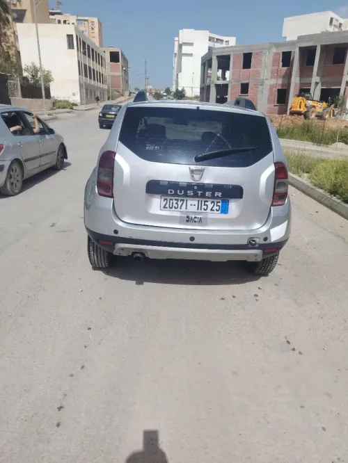 Dacia Duster 2015 Laureate