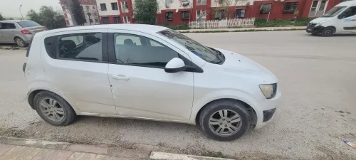 Chevrolet Sonic Hatchback 2013 