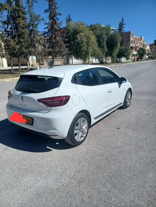 Renault Clio 5  2023 Business