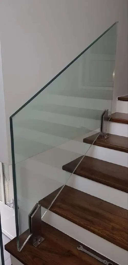 Leban glass