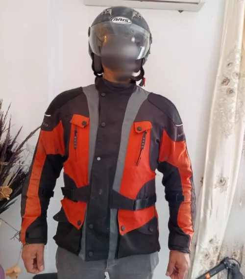 Vest moto et casQue