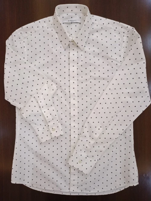 Chemise habillée Givenchy taille 42