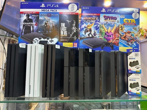 Ps4 pro, slim et fat flashi et non flashy 