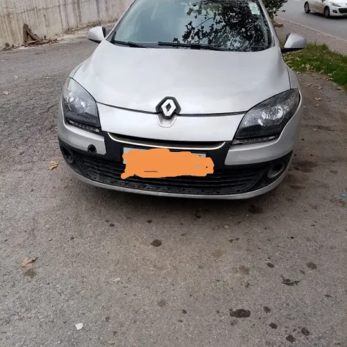 Renault Megane 3 2013 Play