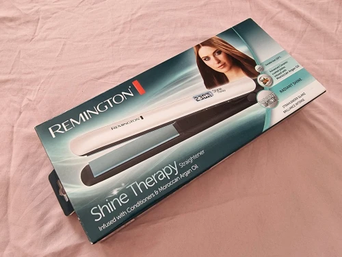 Lisseur Remington Shine Therapy - Comme Neuf.