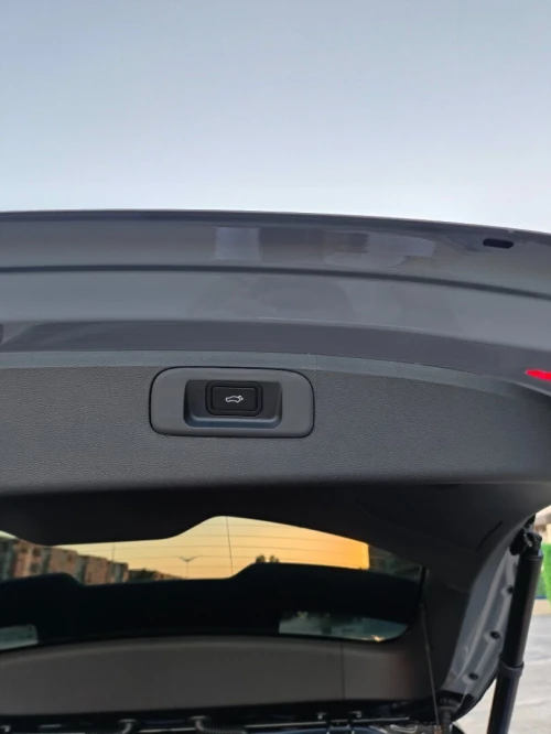 Geely Coolray 2025 