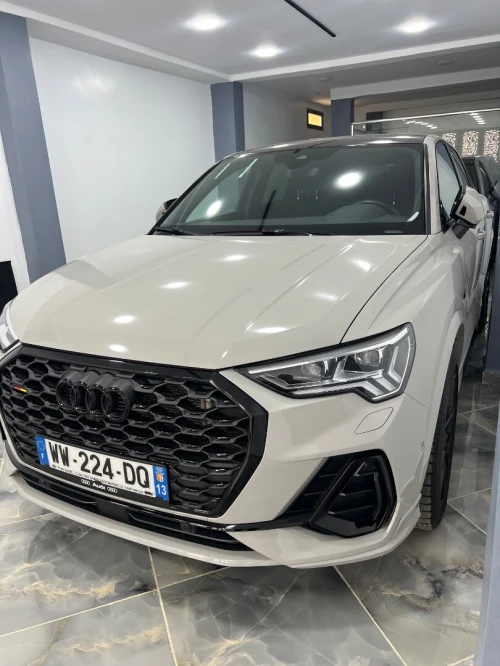 Audi Q3 2024 Sline