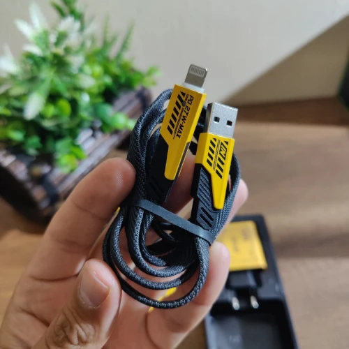 Chargeur GFUZ GaN 120W | USB + Type-C | Câble 4 en 1 Inclus | Charge Rapide