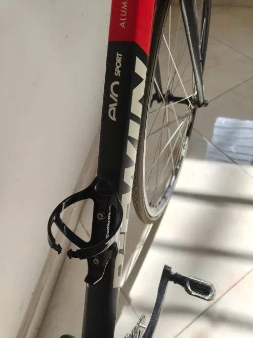 Vélo de route cyclotourisme Btwin triban 520