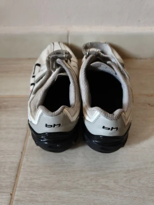 Chaussures de cyclisme sur route