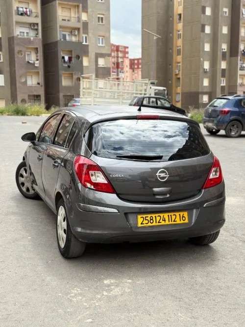 Opel Corsa 2012 
