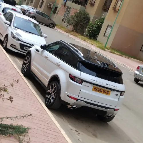Land Rover Land Rover  2017 Premium 