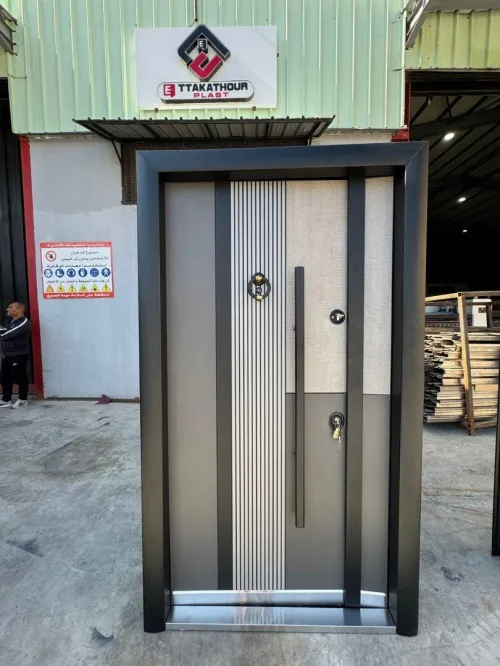 porte blindée extérieur et porte intérieur 