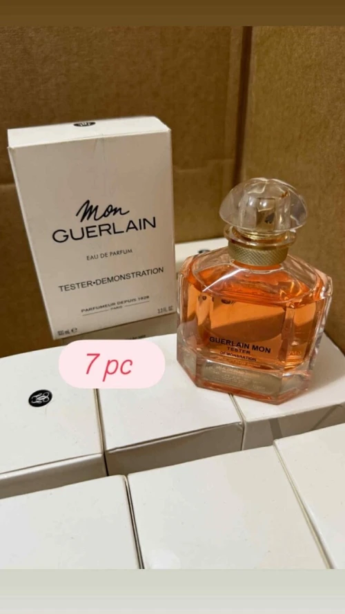 عطور نسائية و رجالية للبيع 
