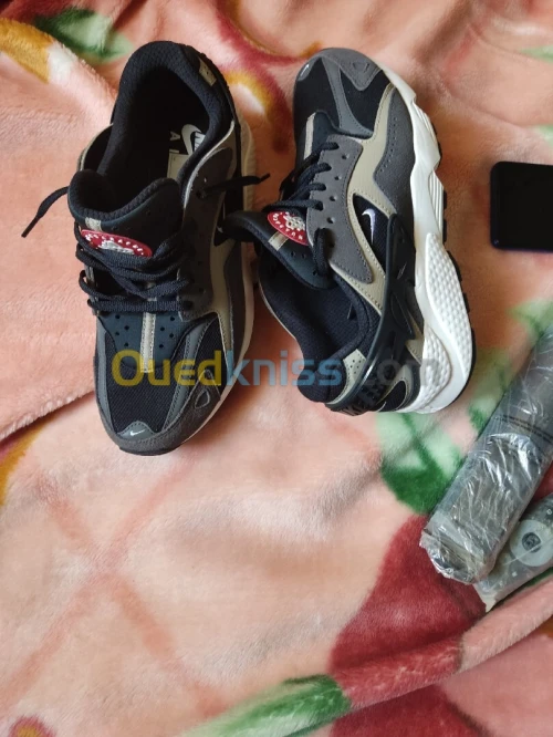 Air huarache runner Ref: DZ3306-003 originale habta caba 