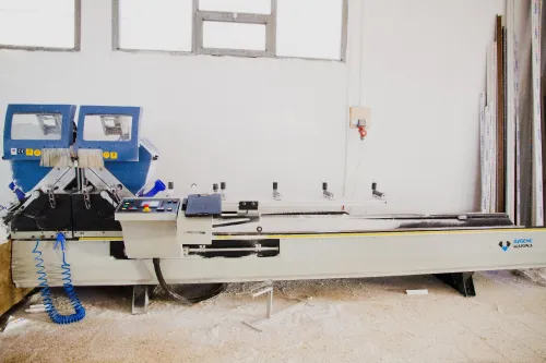 Machines PVC et aluminium 