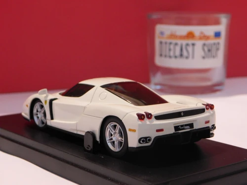 VOITURES MINIATURES DE COLLECTION 1/43