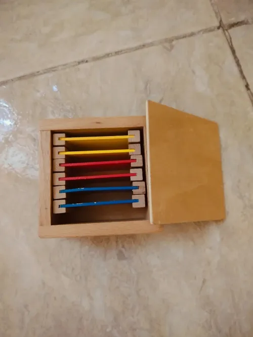 Jouets Montessori en bois