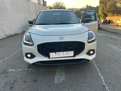 Suzuki Swift 2025 GLX