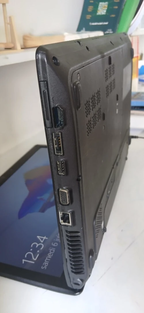 Lenovo G560