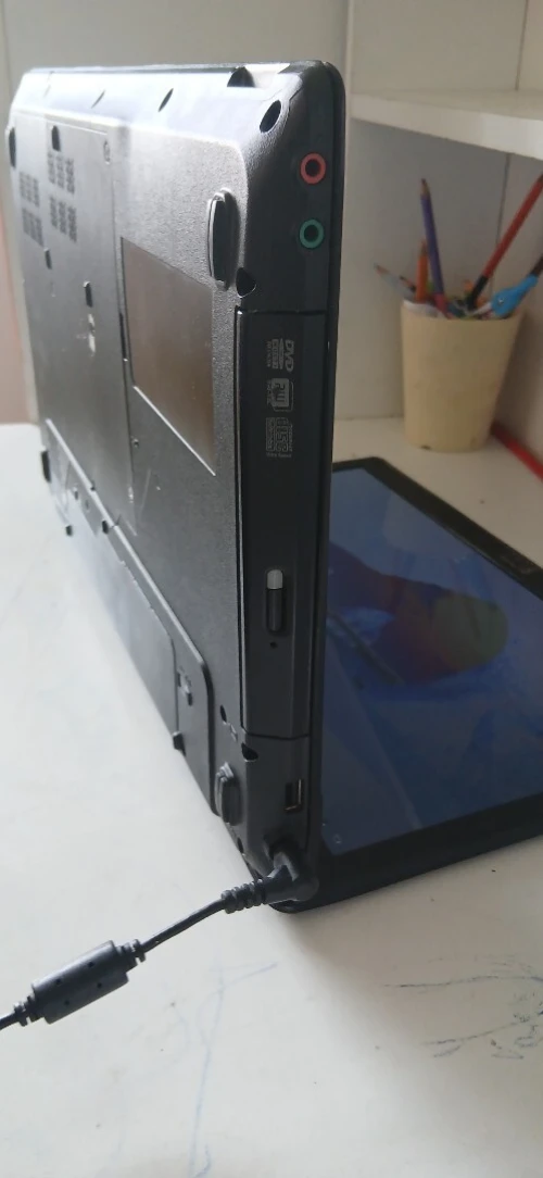 Lenovo G560