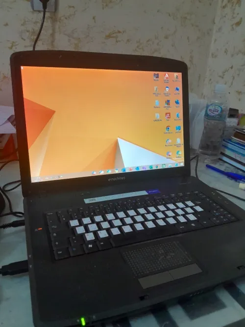 eMachines E520 ارخص جهاز في الجزائر