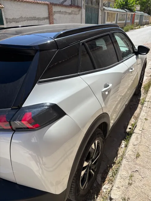 Peugeot 2008 2023 Allure Pack