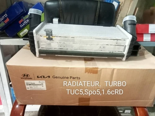 RADIATEUR TURBO TUCS 5 . SPORT 5 1.6 CRDI
