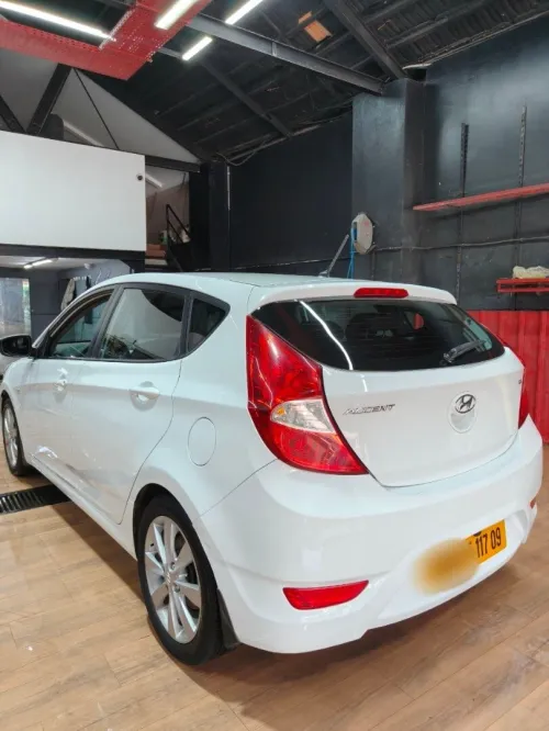 Hyundai Accent RB  5 portes 2017 