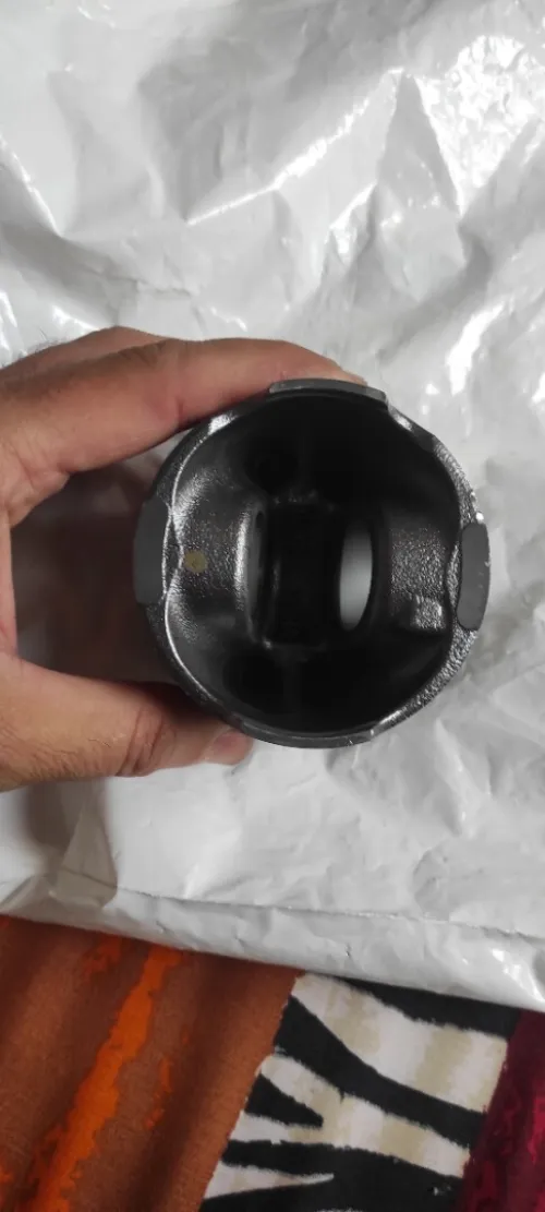 4 Piston 1.5 dci std Kangoo capture et les axes d'origine Renault pompe a eau et tondeur chaîne