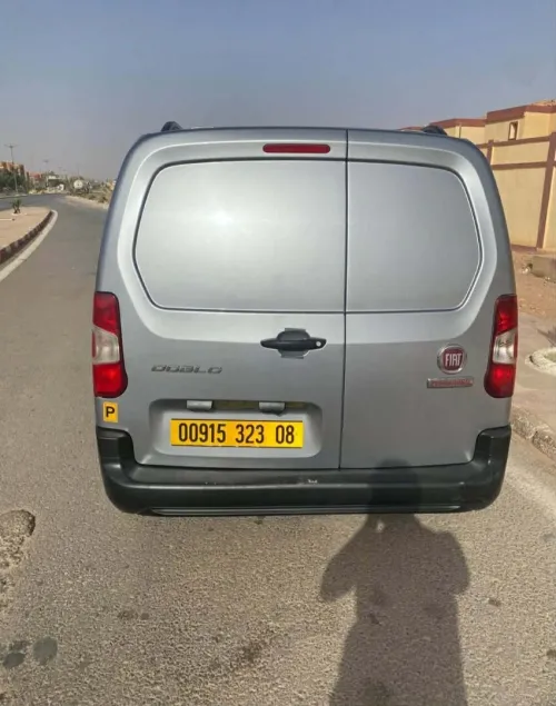 Fiat Doblo 2023 Italie