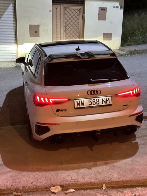 Audi A3 2023 S line la 200ch
