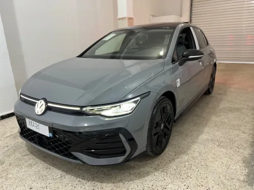 Volkswagen Golf 8 2025 R Black Edition 