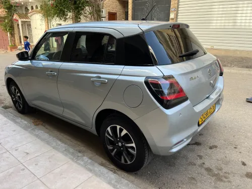 Suzuki Swift 2025 GL Plus 