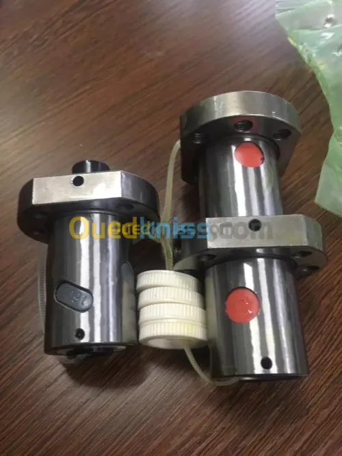Gammes de Pièces De Rechange Machines CNC